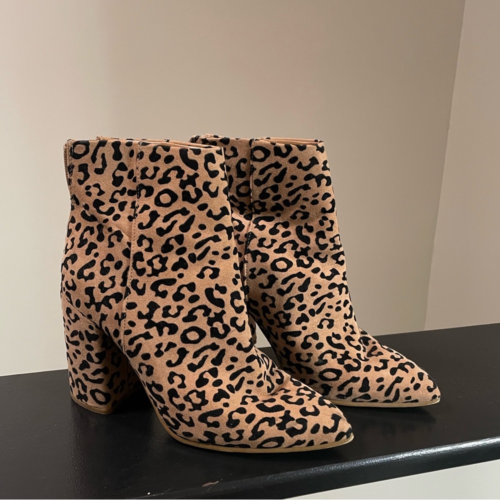 Steve Madden booties